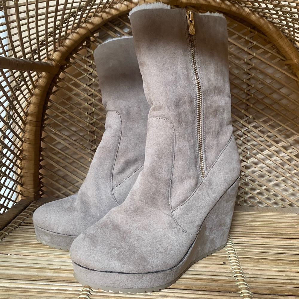 Juicy Couture Fold Over Wedge Boot - Picture 2 of 13